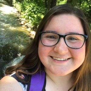 Meet your Posher, Emma